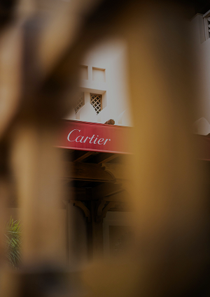 EXPERIENCE THE JEWEL HOUSE IN JUHU