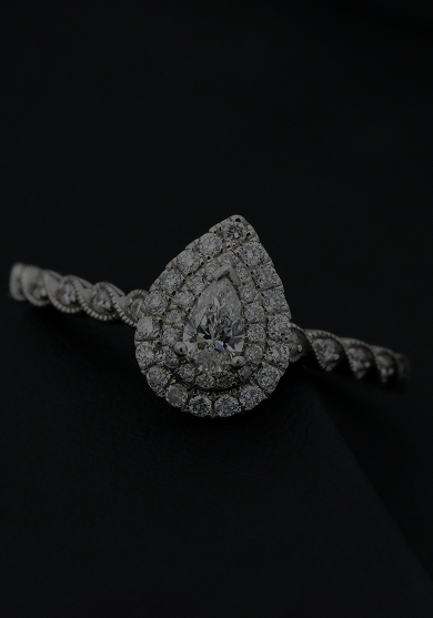 DISCOVER OUR CURATED COLLECTION OF FINE RINGS